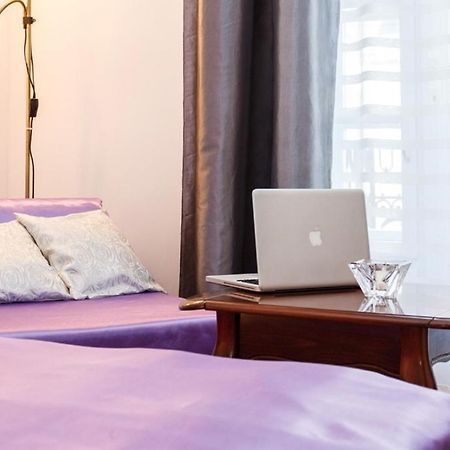 City Center Apartment With Balcony Βελιγράδι Εξωτερικό φωτογραφία