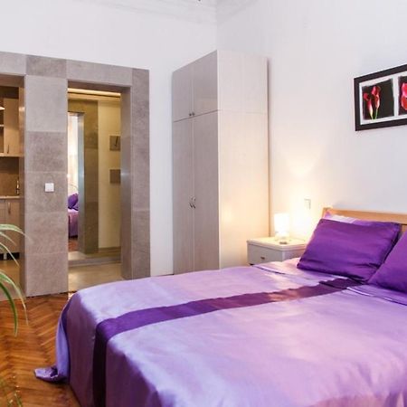 City Center Apartment With Balcony Βελιγράδι Εξωτερικό φωτογραφία