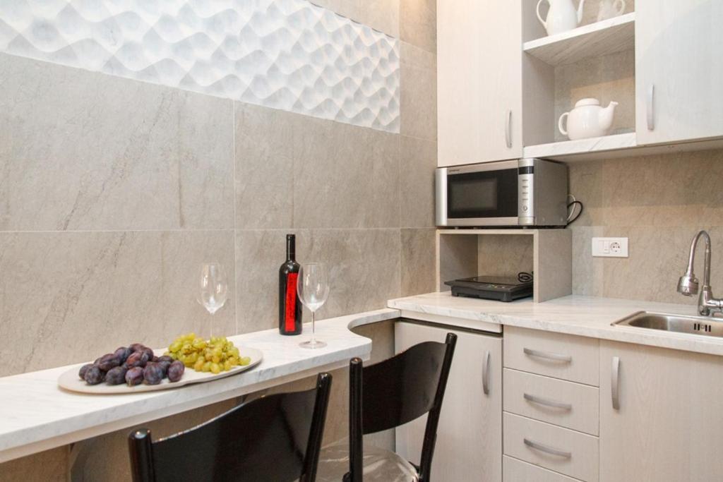 City Center Apartment With Balcony Βελιγράδι Εξωτερικό φωτογραφία