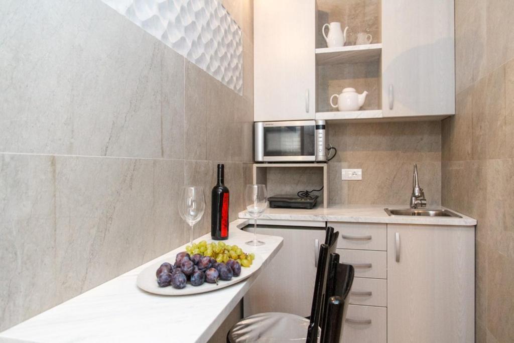 City Center Apartment With Balcony Βελιγράδι Εξωτερικό φωτογραφία