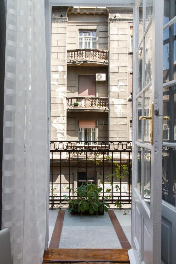 City Center Apartment With Balcony Βελιγράδι Εξωτερικό φωτογραφία